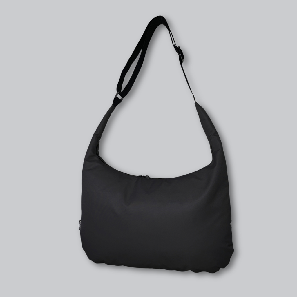 Kagura sling bag