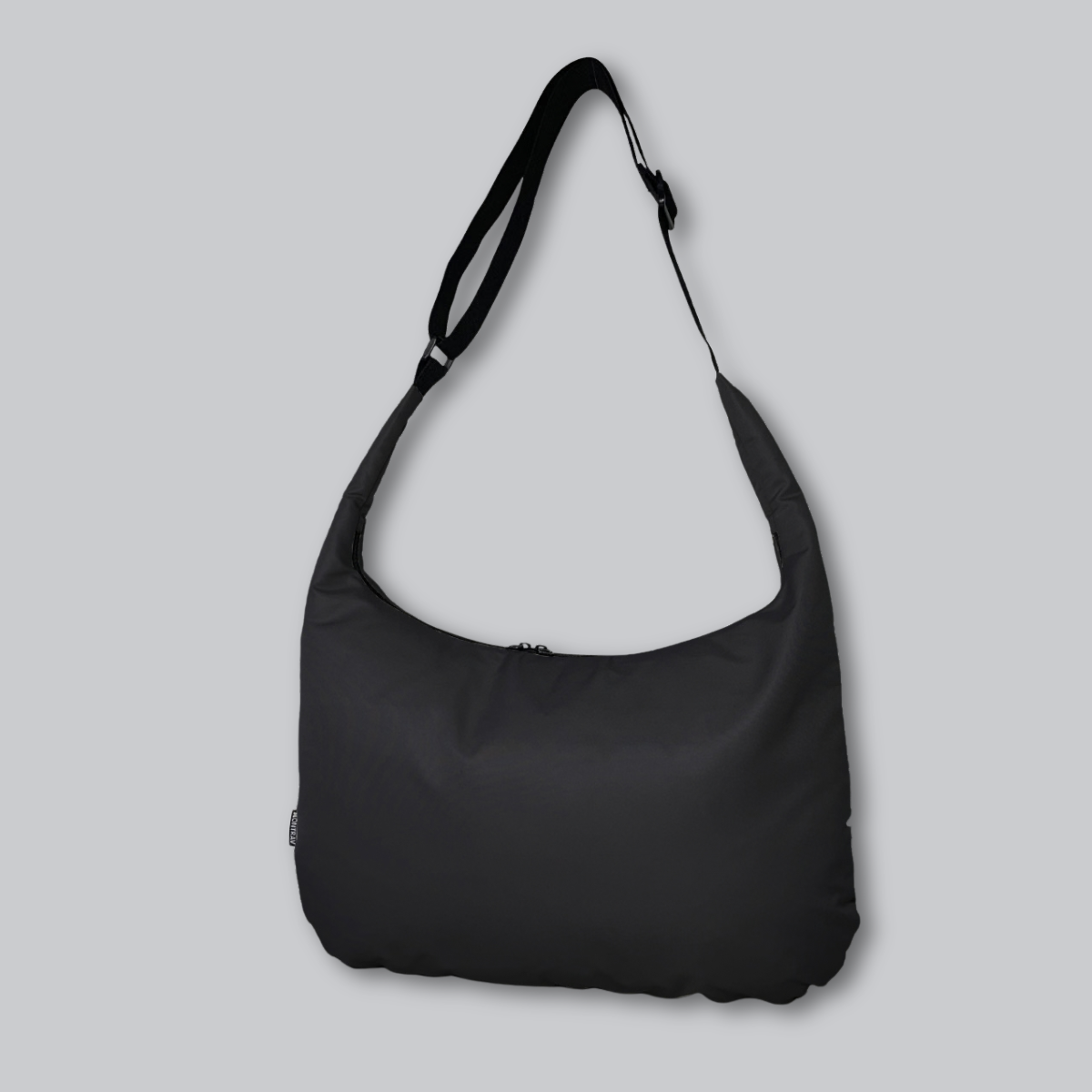 Kagura sling bag