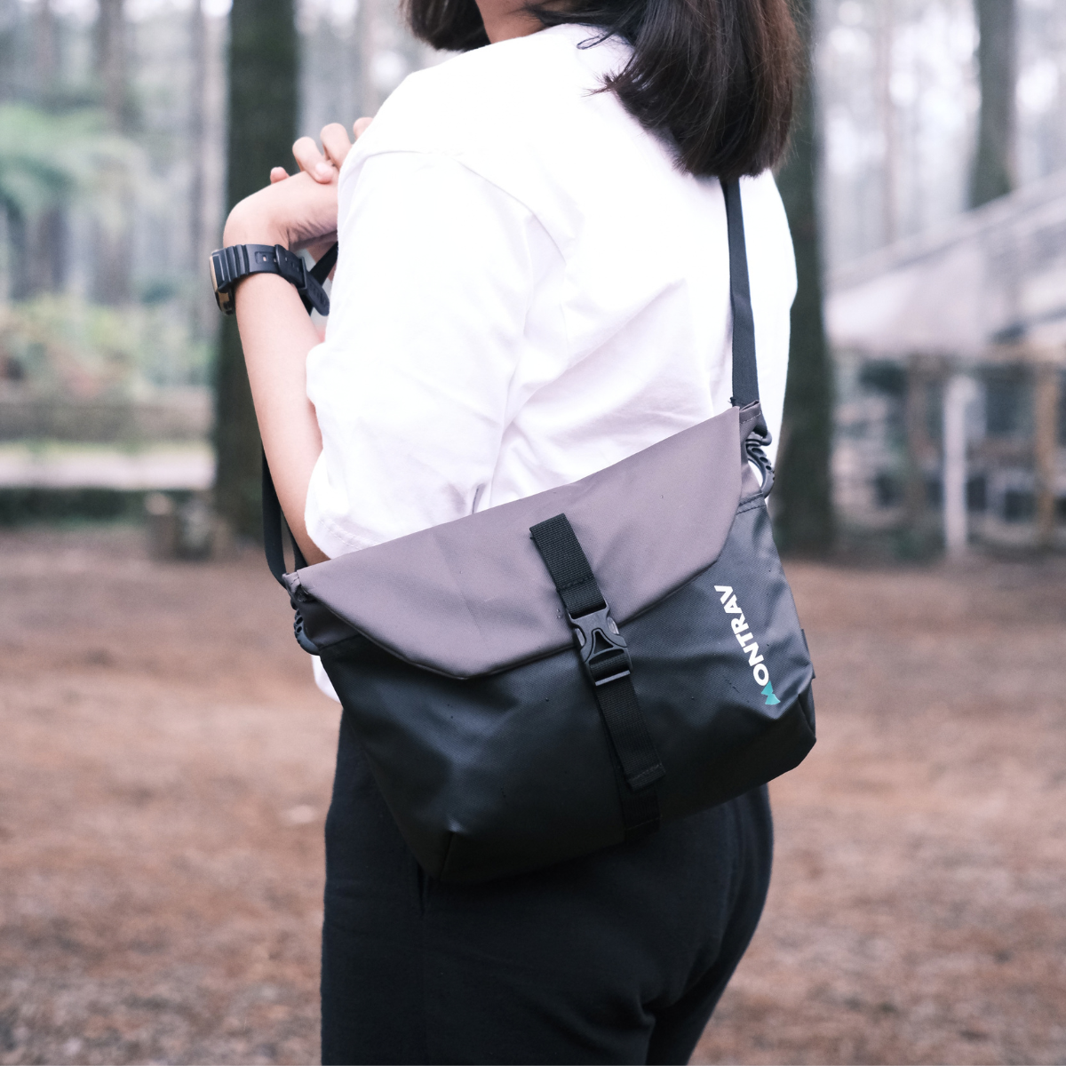 Moegi - Sling Bag